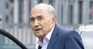 بلاتر ينتقد إنفانتينو ويهاجم كأس العالم للأندية