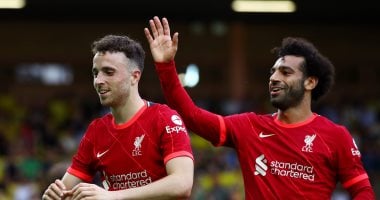 محمد صلاح يعبر عن حزنه لوفاة ديوجو جوتا.. مشاعري عاجزة عن الوصف ولن أنساك أبداً