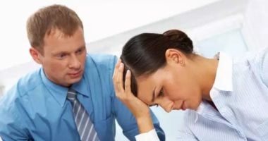 شركات التكنولوجيا تواجه تسريحات واسعة النطاق بسبب الانتقال للذكاء الاصطناعي