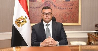 وزير الإسكان يستعرض مشروعات تحسين وتطوير البنية الأساسية في عدة مدن