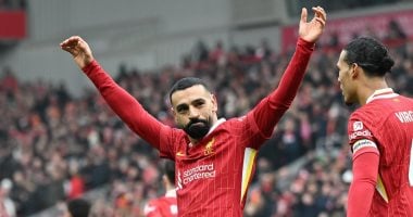 محمد صلاح ورونالدو يتصدران قائمة أعظم اللاعبين في تاريخ الدوري الإنجليزي