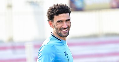 محمد عواد حارس مرمى الزمالك يحتفل بعيد ميلاده الثالث والثلاثين اليوم