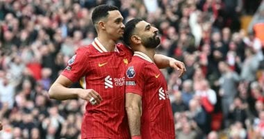 محمد صلاح يتألق في قائمة نجوم الدوري الإنجليزي متفوقا على أرنولد
