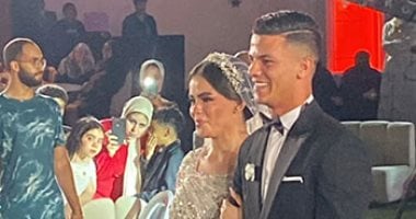 محمد شحاتة نجم الزمالك يشارك لقطات مميزة من حفل زفافه.. صور جديدة