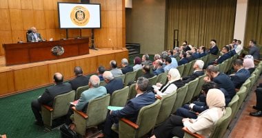 كامل الوزير يمنح شركات الأسمنت مهلة شهر لاستئناف تشغيل جميع خطوط الإنتاج المتوقفة
