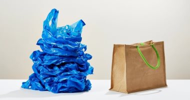 اليوم العالمي للتخلص من الأكياس البلاستيكية يتيح لك معرفة البدائل والحفاظ على البيئة