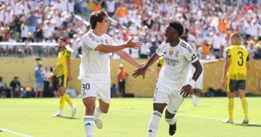 ريال مدريد يتغلب على دورتموند ويستعد لملاقاة باريس في نصف نهائي كأس العالم للأندية.. فيديو