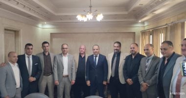 رئيس كهرباء مصر الوسطى يلتقي بمأمور الضبط القضائي لبحث استراتيجية تقليل الفقد
