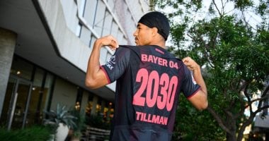 باير ليفركوزن يحقق صفقة كبيرة بالتعاقد مع مالك تيلمان نجم إيندهوفن حتى عام 2030