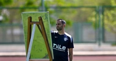 يانيك فيريرا يعقد اجتماعا مع لاعبي الزمالك ويضع خطة طموحة للموسم الجديد