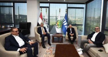 أبو ريدة يتفق مع نائب وزير التعليم على بروتوكول لاكتشاف المواهب الشابة