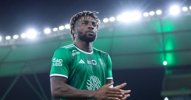 الأهلي السعودي يقرر بيع سانت ماكسيمان قبل بداية الدوري الجديد