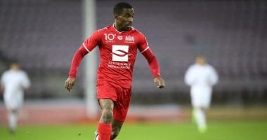 تفاصيل مثيرة حول انهيار صفقة تيدي أوكو مع نادي الزمالك كما كشفته صحيفة سويسرية