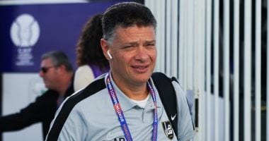 اتحاد الكرة يؤكد استمرار أحمد رمضان في قيادة المنتخب الوطني النسائي