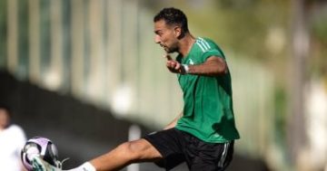 كوكا يسعى للتألق مع الاتفاق السعودي في مواجهة السد القطري اليوم