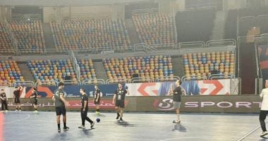 فرناندو باربيتو يشرف على تدريبات منتخب الناشئين قبل بطولة العالم لكرة اليد