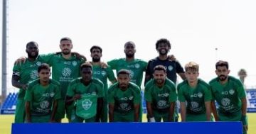 الأهلي السعودي يتمسك بالتعادل أمام العين في ختام معسكره الإسباني