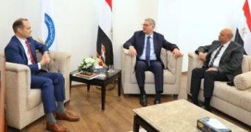 اجتماع وزير البترول مع نائب رئيس أباتشي الأمريكية في العلمين الجديدة