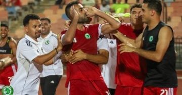 حسام حسن يعتذر لجمهور الأهلي ويكشف عن سبب احتفاله لمؤمن زكريا