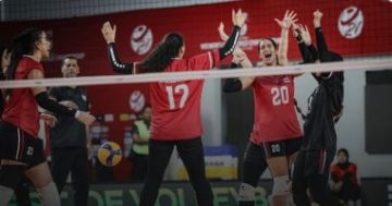 شابات منتخب الطائرة يتجاوزن الجزائر ويتأهلن في بطولة العالم