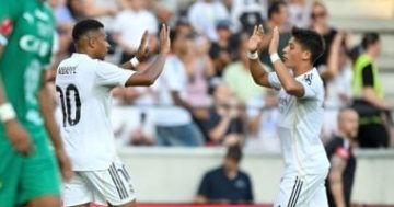 ريال مدريد يتفوق على دبليو اس جي تيرول بثنائية في نصف ساعة الشوط الأول