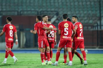 الأهلي الجديد يتألق بتسجيل هدفين في مرمى بتروجيت في الشوط الأول