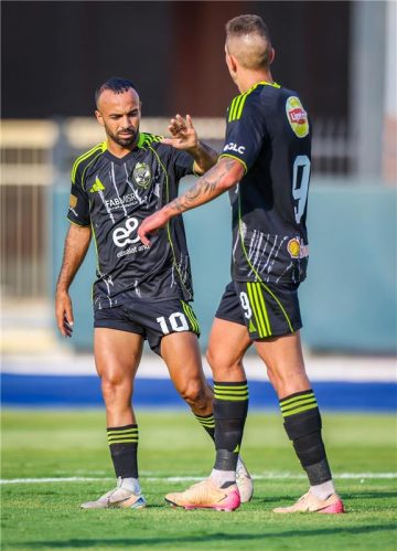 الأهلي يواجه بتروجيت في مباراة ودية وظهور بارز لزيزو ومحمد شريف