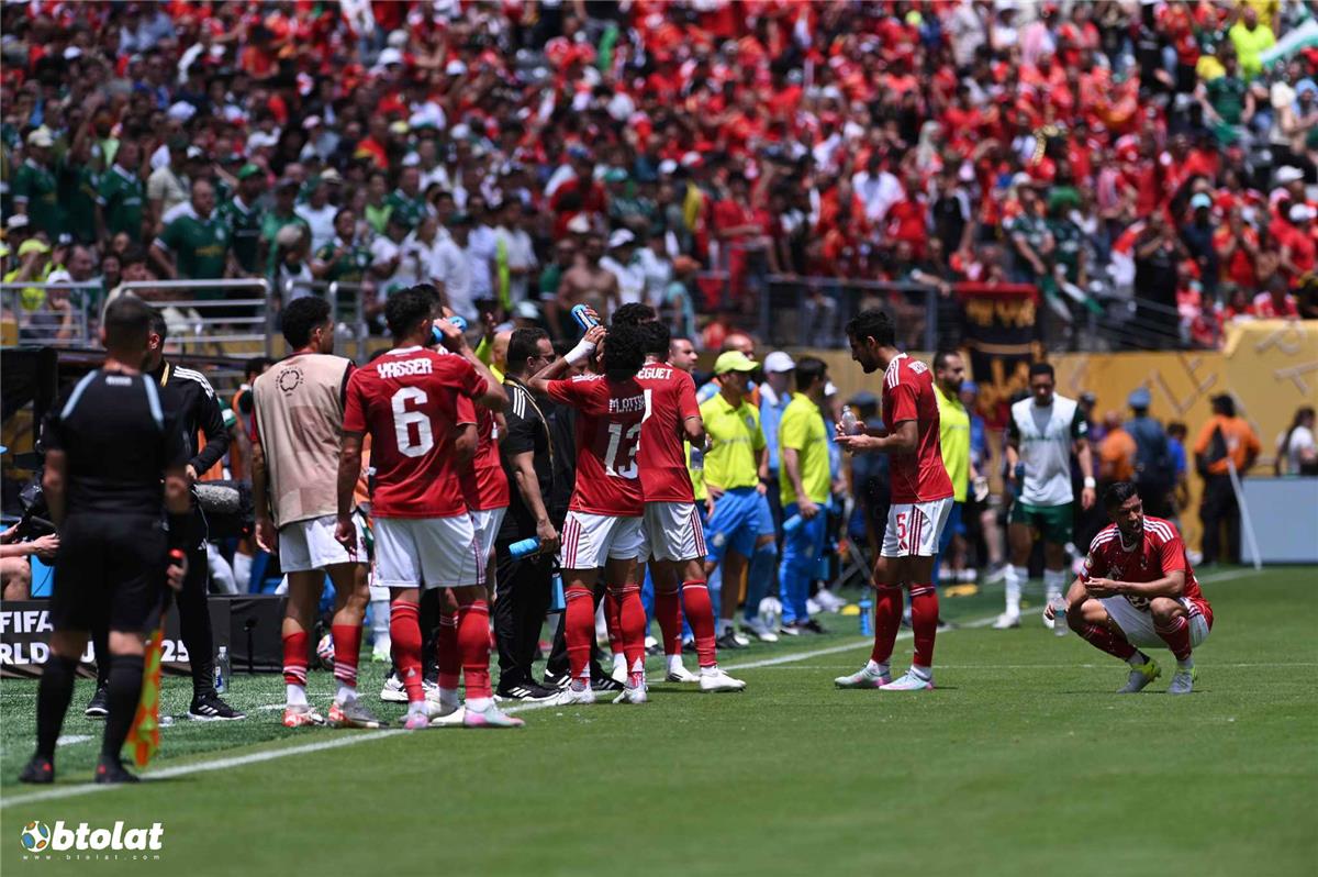الأهلي يوضح موقفه من أشرف داري وكوكا وإمام عاشور ومروان عطية