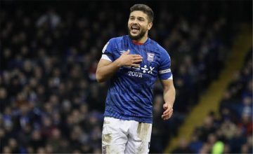 سام مرسي يرفض ارتداء شارات دعم المثليين في الدوري الإنجليزي مجدداً