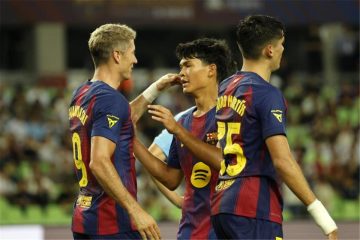 لاعب برشلونة يتعرض لإصابة قلقة خلال مواجهة دايجو والمخاوف تتزايد