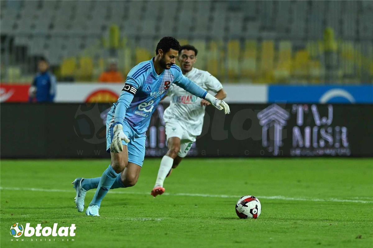 محمد الشناوي يوضح موقفه من الرحيل ويكشف حقيقة مفاوضات الزمالك وبيراميدز