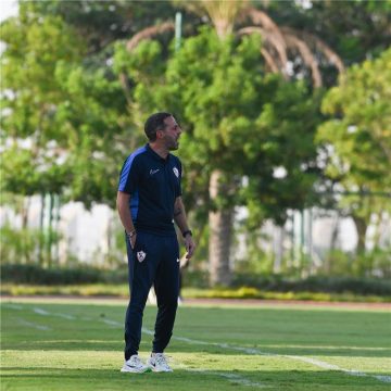 يانيك فيريرا يمنح لاعبي الزمالك استراحة لمدة يوم قبل مواجهة المقاولون